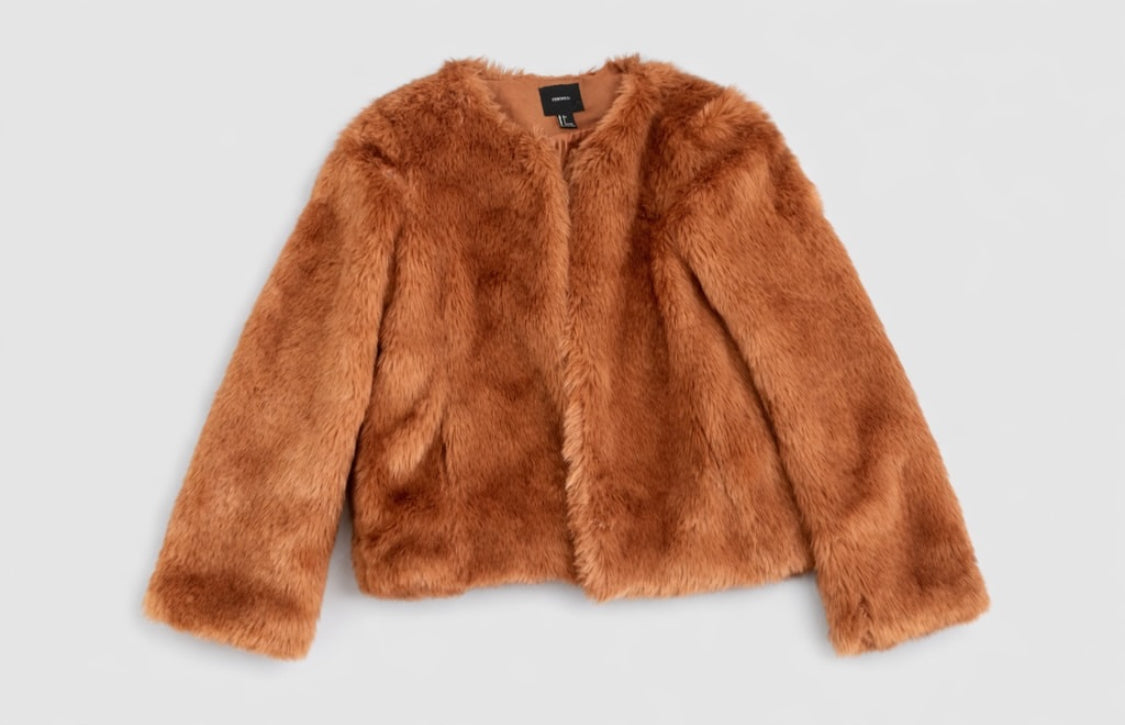 Chaqueta peluda efecto fur café