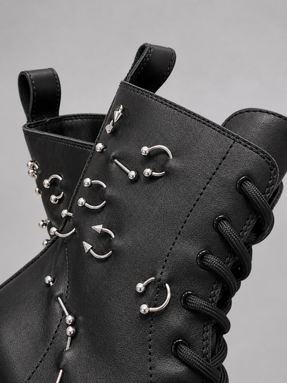 ✧ balenciaga botas con piercing