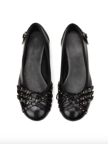✧ flats negras con detalle metálico