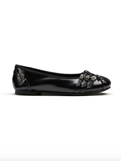 ✧ flats negras con detalle metálico