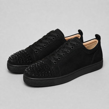 ✧ christian louboutin low-top con spikes