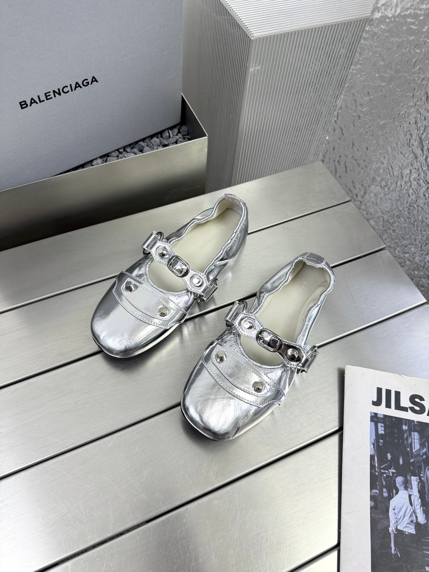 balenciaga bailarinas mary jane
