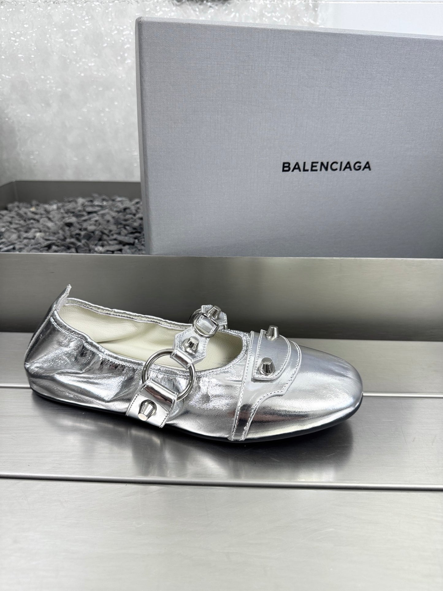 balenciaga bailarinas mary jane